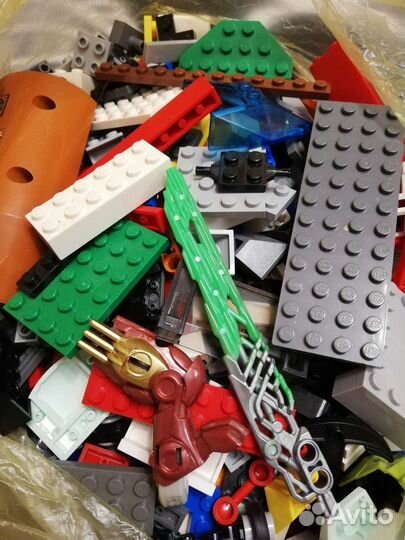 Лего россыпью 500 деталей