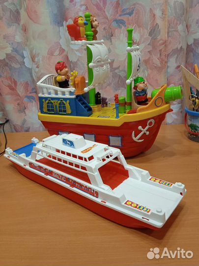 Корабль пиратский + паром