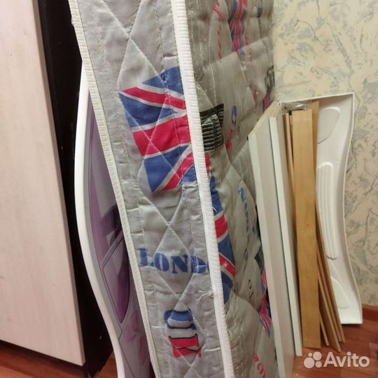 Детская кровать от 3 лет с матрасом бу