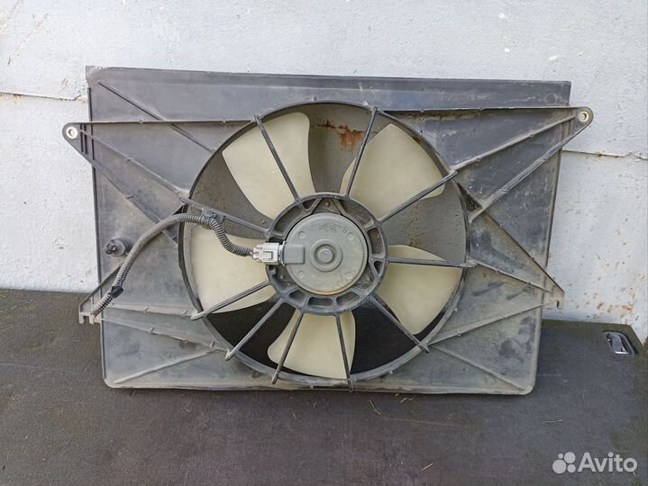 Диффузор радиатора Toyota opa