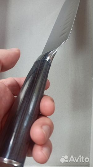 Нож кухонный Santoku, лезвие 18 см, рукоятка pakka