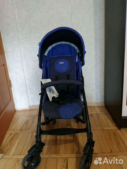 Прогулочная коляска трость chicco
