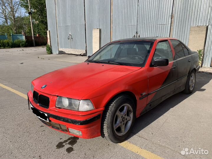 BMW E36 318i в разбор