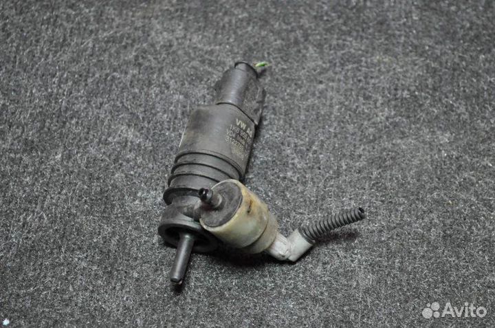 Насос омывателя Skoda Fabia 5J2 BZG 2009