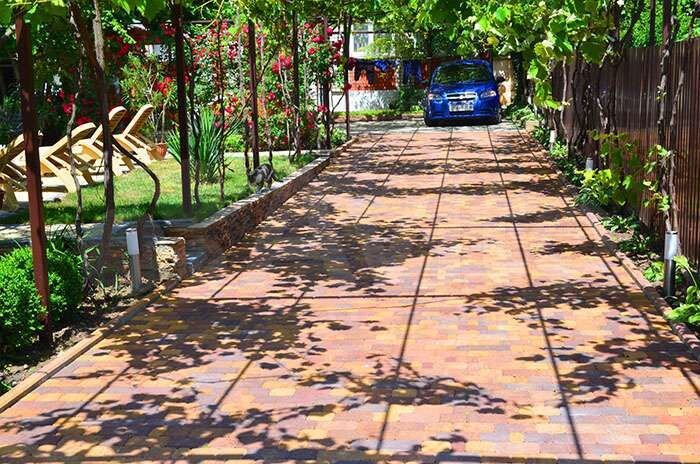 Дом 200 м² на участке 5 сот.