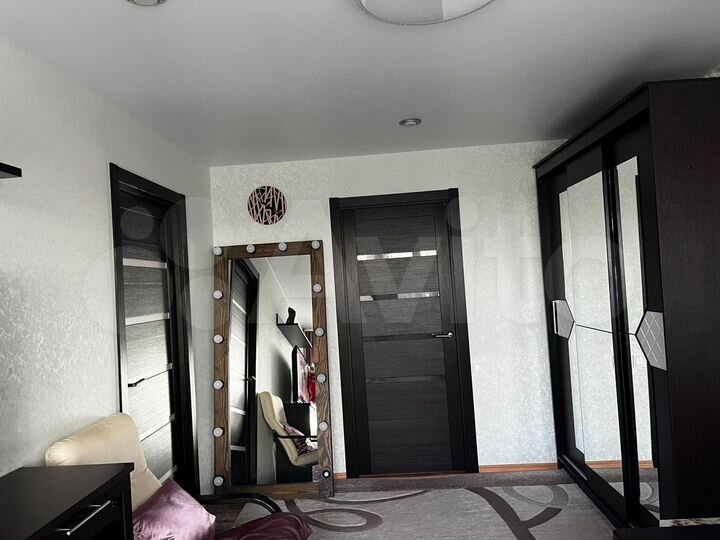 3-к. квартира, 53 м², 1/3 эт.