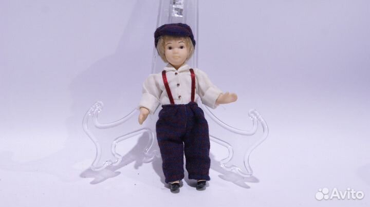 Кукла фарфоровая: 1:12 Европа