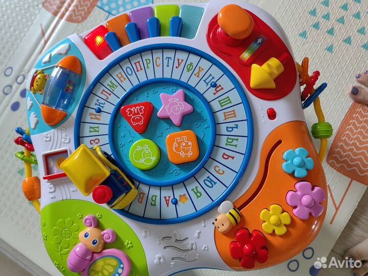 Развивающий столик