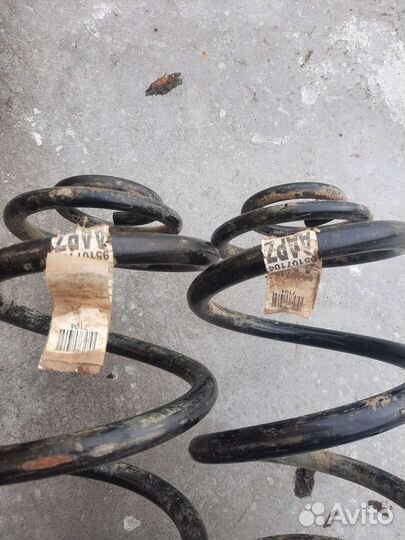 Продам задние пружины Opel Mokka