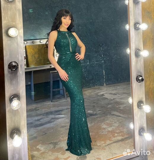 Изумрудное вечернее платье в пол 42,44,46,48
