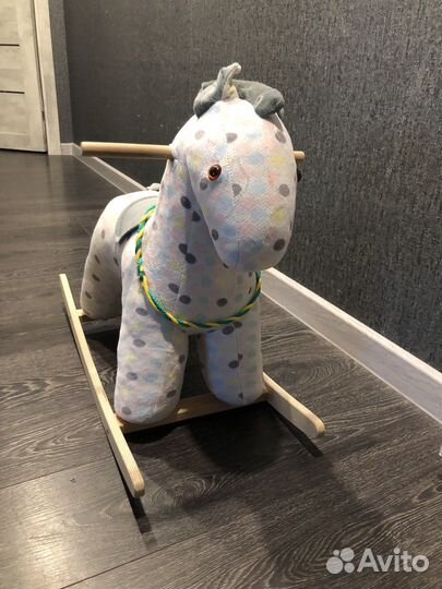 Качалка лошадь