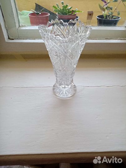 Ваза хрусталь,пара чайная ГДР сумка женская