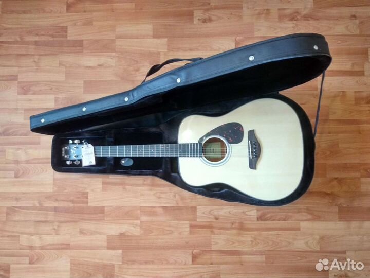 Новая Yamaha FG800 с защитным кофром