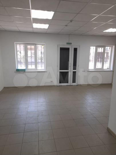 Торговая площадь, 70 м²