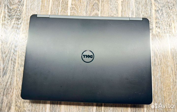 Ноутбук Dell Laititude e5270 i5