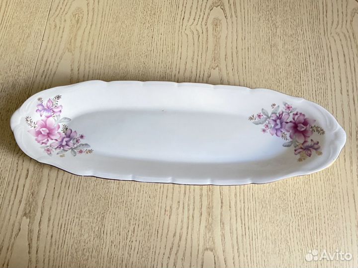 Блюдо фарфор. Длина 50 см Раритет