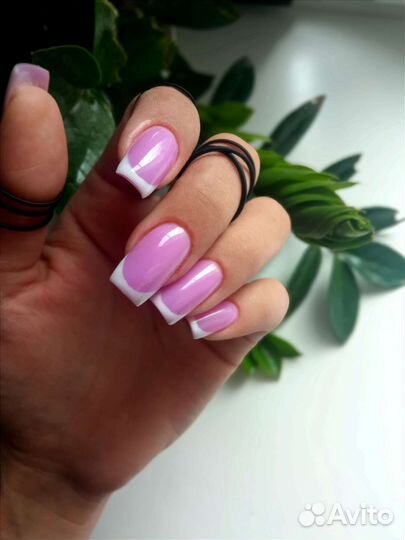 Маникюр с покрытием гель-лаком