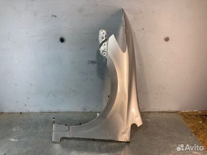 Крыло переднее левое Honda Civic 4D 2005-2011