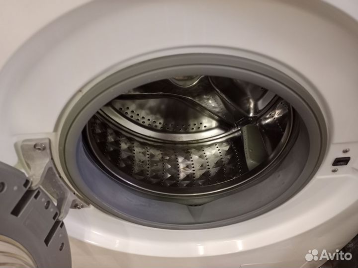 Стиральная машина Samsung бу в рабочем состоянии