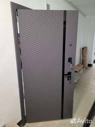 Двери металлические межкомнатные