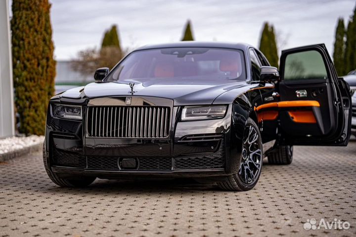 Rolls-Royce Ghost 6.8 AT, 2024, 100 км