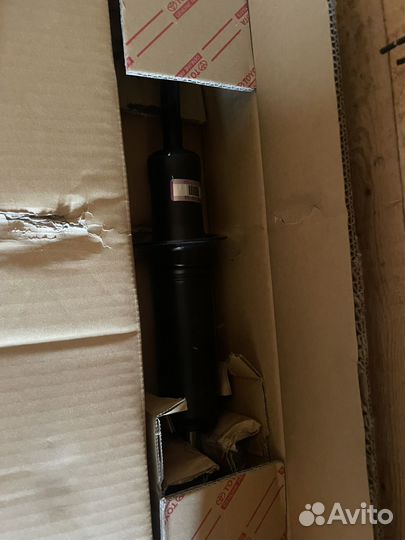 Амортизатор подвески L.C 200