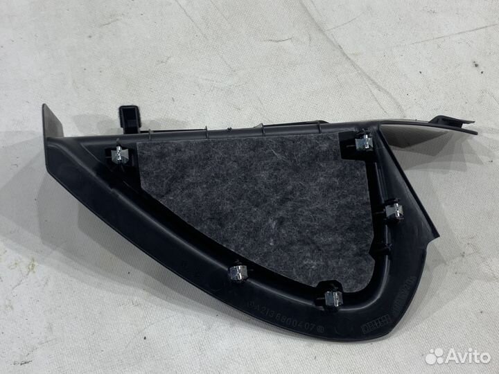 Накладка торпедо боковая Mercedes W213