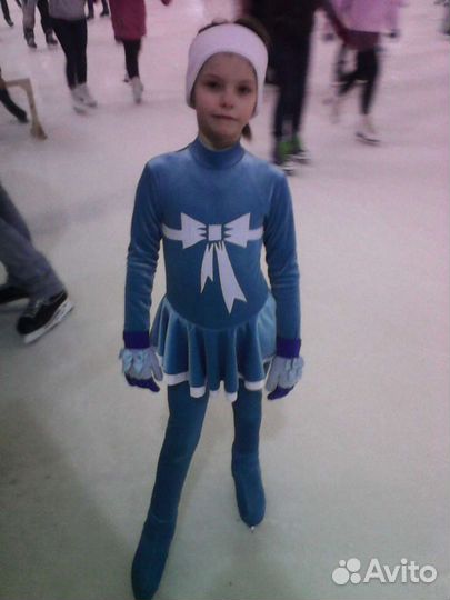 Костюм для фигурного катания