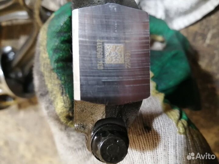 Шатун Без поршня Тигуан Трансортер Т5 Т6 2.0 TDI