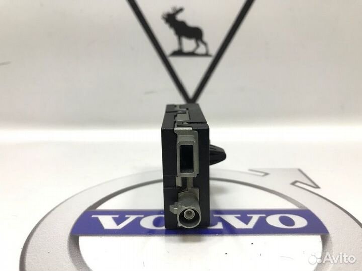 Усилитель антенны FM правый Volvo S60 V40 V60