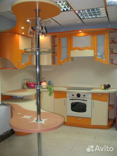 Продаю кухонный гарнитур