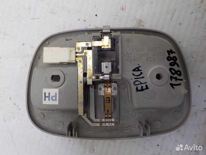 Плафон освещения салона chevrolet epica