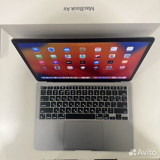 MacBook Air 13 M1 8/256 Space Gray акб 95