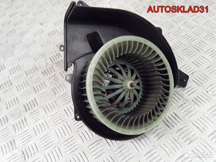 Моторчик печки Audi A2 8Z0 6Q1819015