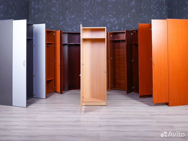 Офисный шкаф