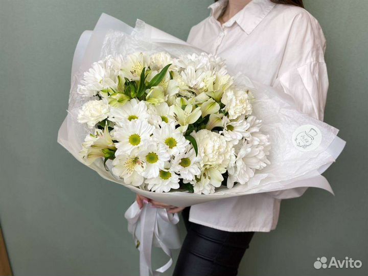 Цветы и розы с доставкой сборный букет