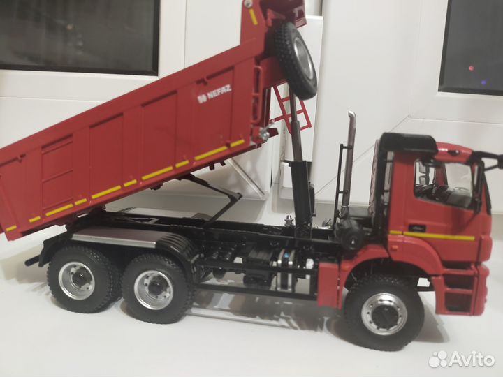 Камаз 65802-87 (S5) 1:43