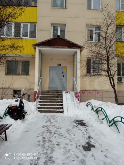 Комната 52 м² в 3-к., 2/9 эт.