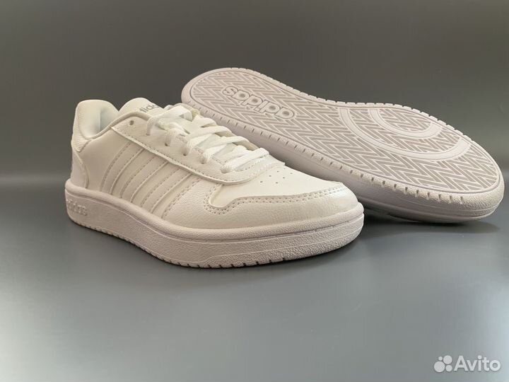 Кроссовки Adidas 36 размера оригинал
