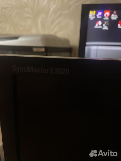 Монитор Samsung 20