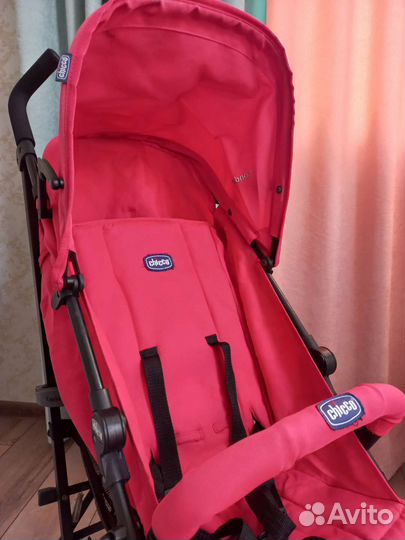 Прогулочная коляска chicco