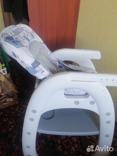 Стульчик для кормления