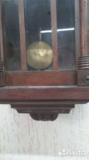 Старинные настенные антикварные часы с боем