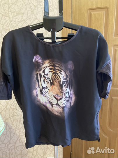 Блузка футболка женская 44