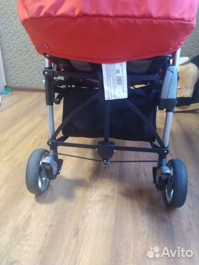 Прогулочная коляска трость Babycare