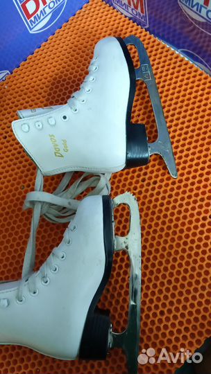 Т) Коньки фигурные Graf Davos gold 27 р - р
