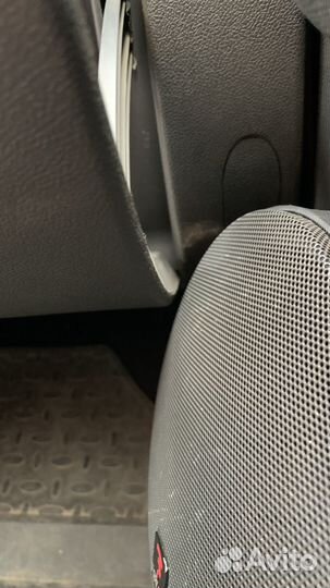 Акустические подиумы Almera Nissan