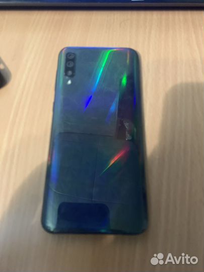 Samsung Galaxy A50, 4/64 ГБ