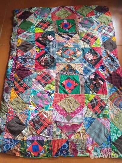 Одеяло лоскутное ручной работы