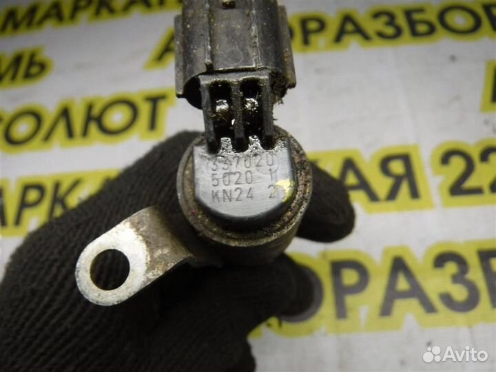 Клапан электромагнитный изменения фаз грм Toyota